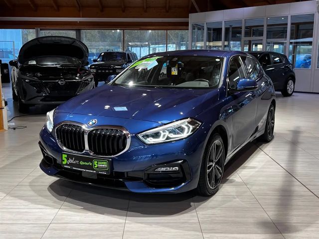 BMW 116 116d Sedan Sport Line