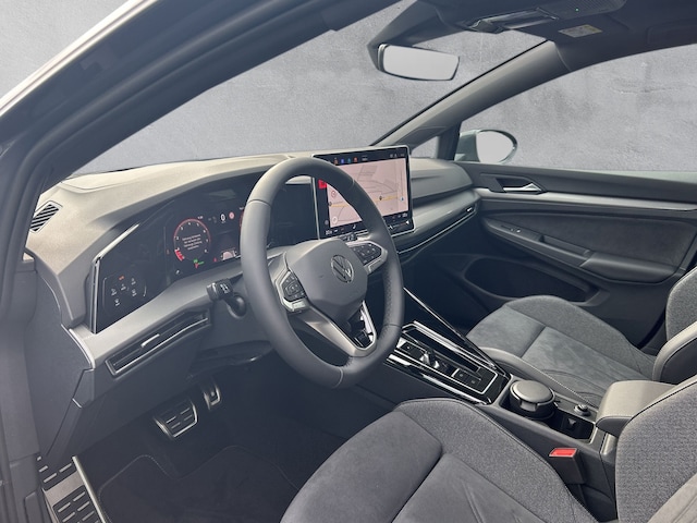 Volkswagen Golf 1.5 eTSI