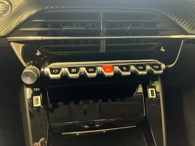 Peugeot E-2008 Allure Pack