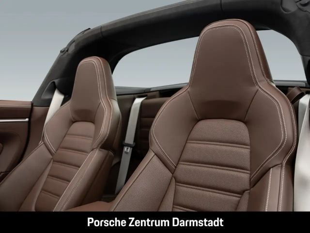 Porsche 992 4 Coupé GTS Targa