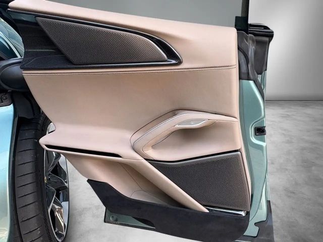 Ferrari Purosangue *Ferrari-Dresden*