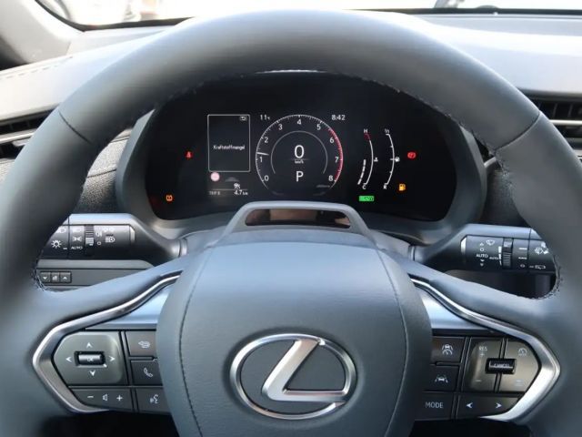 Lexus LBX FWD