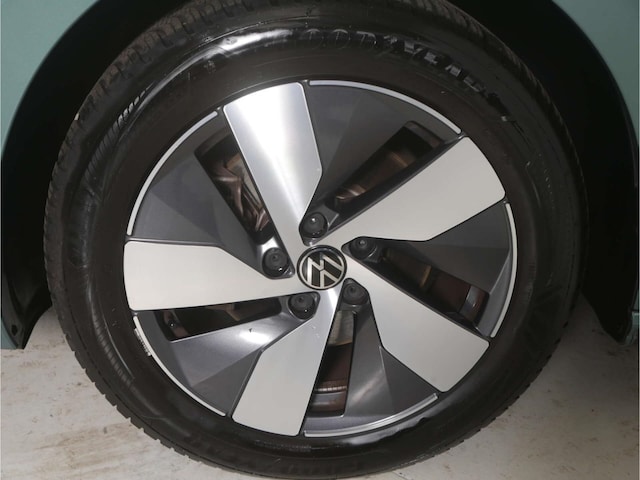 Volkswagen Passat 1.5 eTSI Business