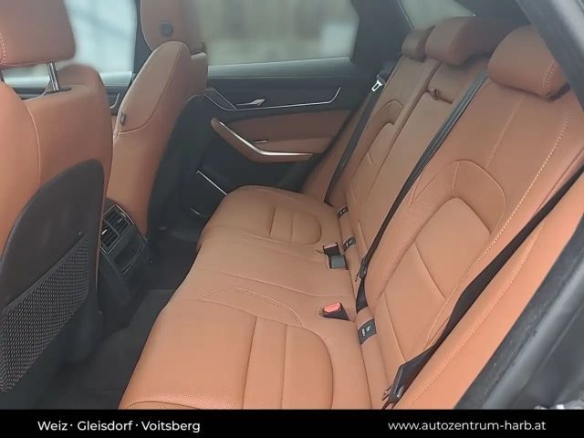 Jaguar F-Pace D200 R-Dynamic