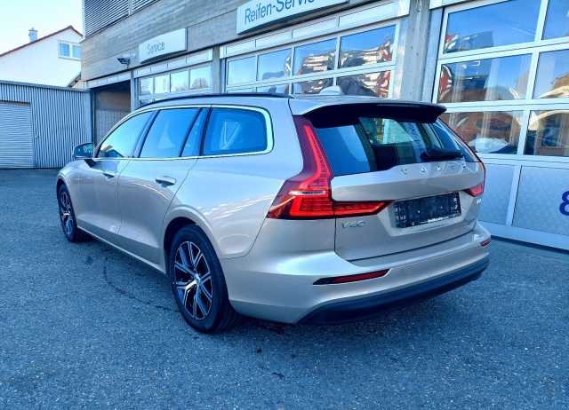 Volvo V60 Core
