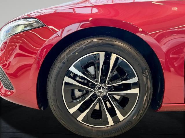 Mercedes-Benz A 200 Progressive;MBUX; Winter-Paket