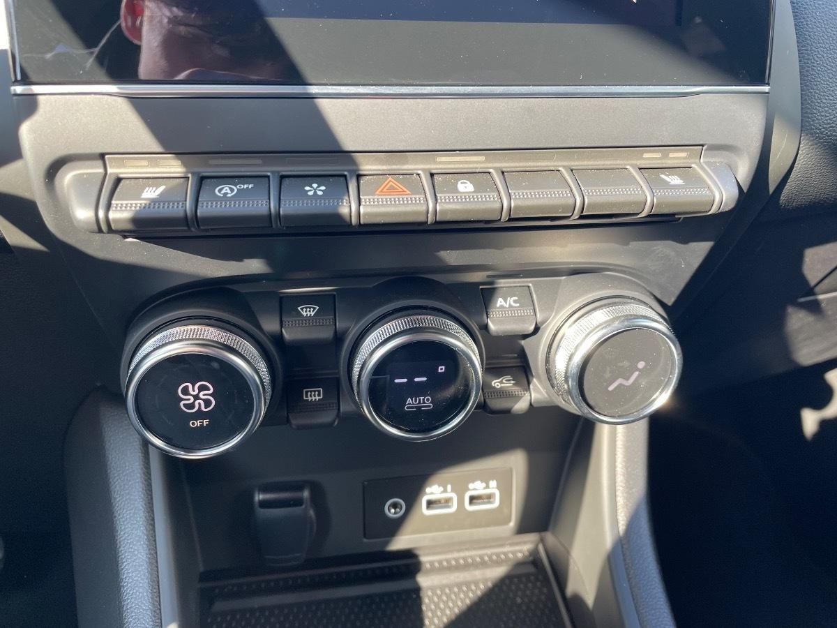 Renault Captur EDC Hybrid TCe 140 Techno