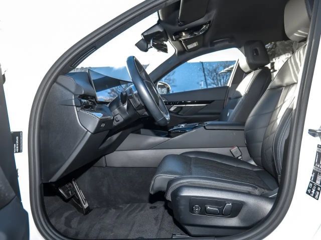 BMW 540 540d M-Sport Touring xDrive