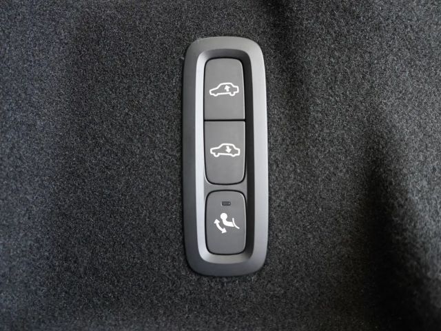 Volvo XC60 AWD Dark Ultimate