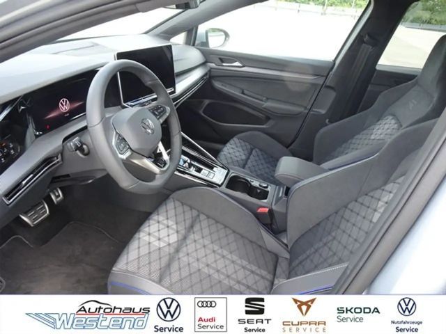 Volkswagen Golf DSG R-Line