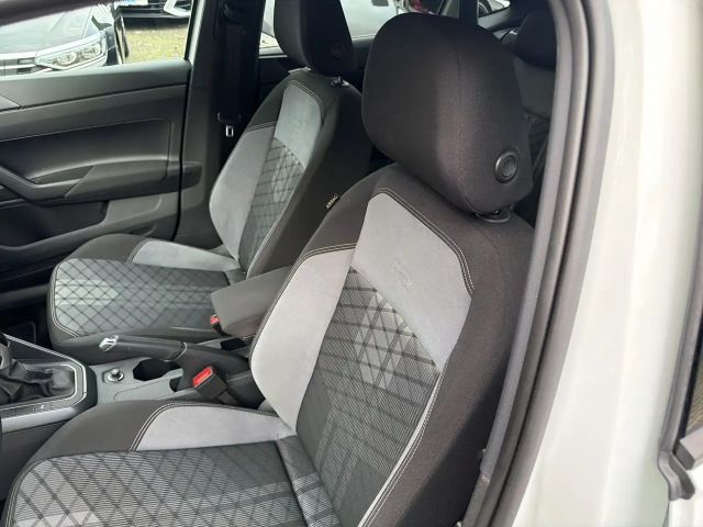 Volkswagen Polo DSG R-Line