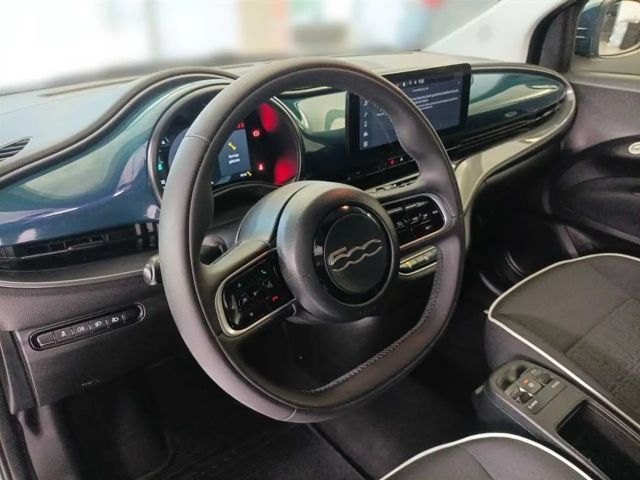 Fiat 500e Neue 500 Cabrio CarPlay DAB Radio Klimaautomatik