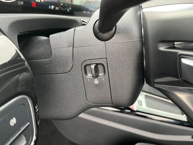 Mercedes-Benz A 200 AMG Line Hatchback