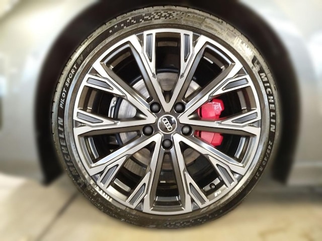 Audi A6 e-tron Avant