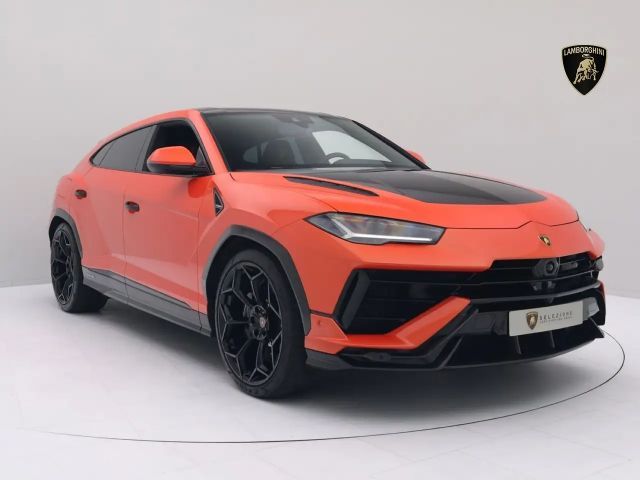 Lamborghini Urus Performante