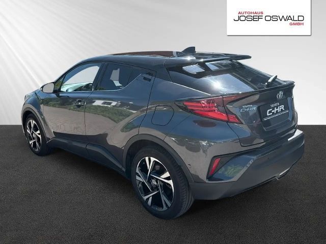 Toyota C-HR Hybride Team D