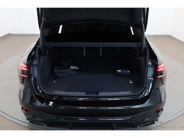 Audi A6 e-tron Quattro