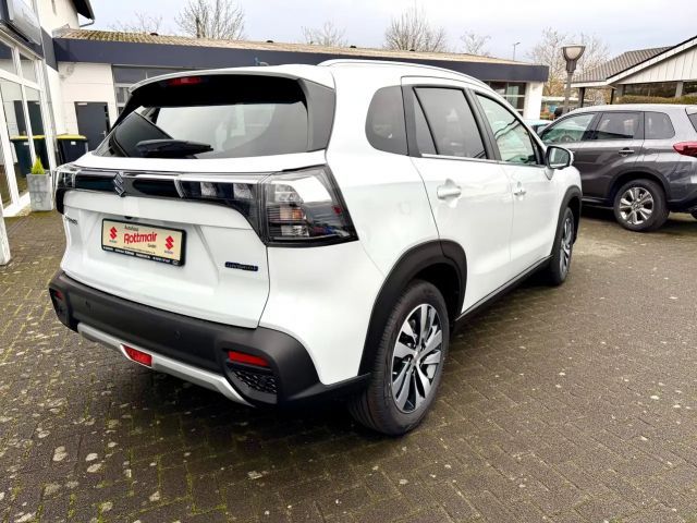 Suzuki S-Cross AllGrip Hybrid