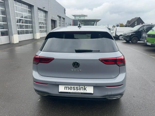 Volkswagen Golf 1.5 TSI Golf VIII Move