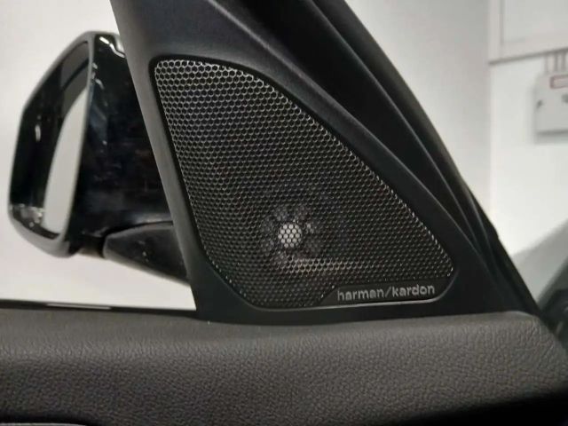 BMW 118 118i M-Sport Sedan