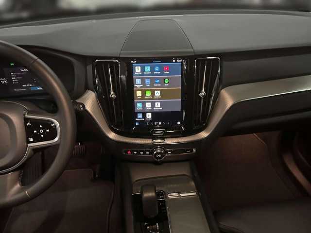 Volvo XC60 Dark Plus