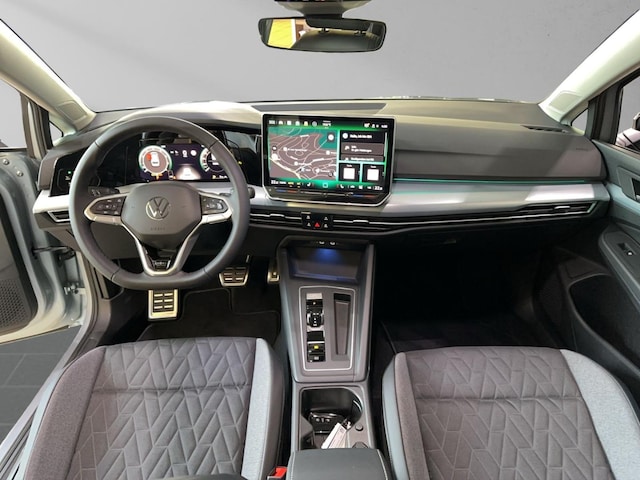 Volkswagen Golf Life Variant