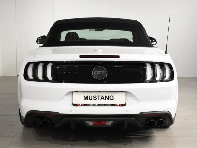 Ford Mustang Convertible GT 5.0 V8