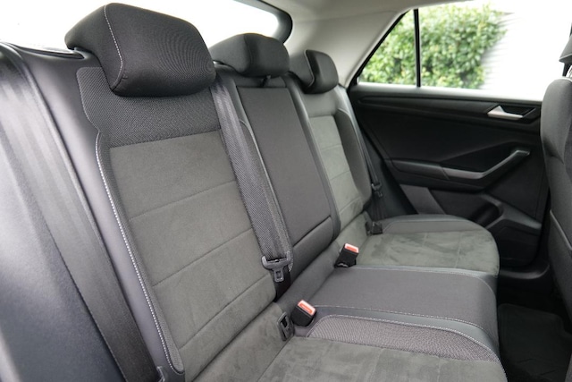 Volkswagen T-Roc 1.5 TSI DSG Plus