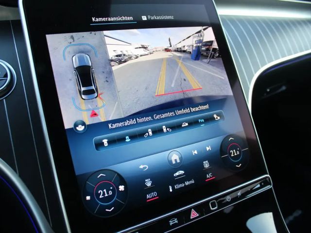 Mercedes-Benz C 200 4MATIC Sedan