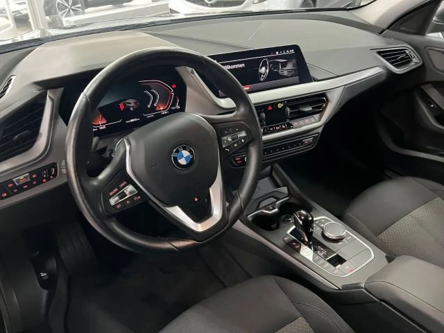 BMW 116 116d Advantage pakket Sedan