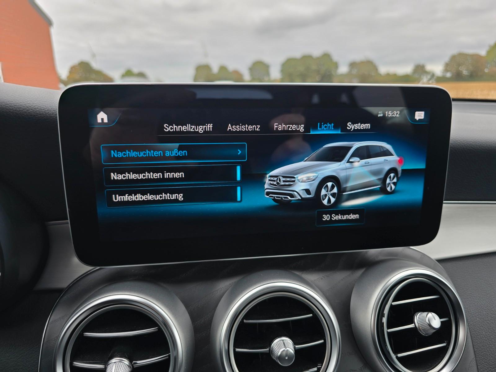 Mercedes-Benz GLC 300 4MATIC GLC 300 e