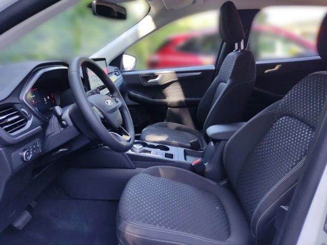 Ford Kuga AWD Hybrid Titanium