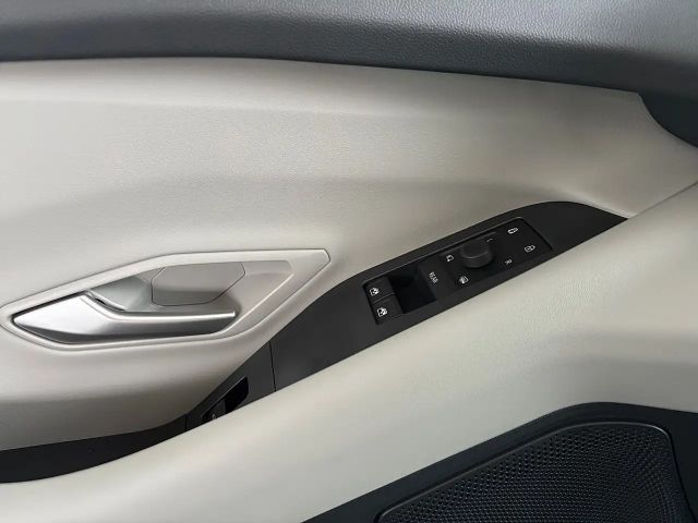 Ford Explorer EV RWD