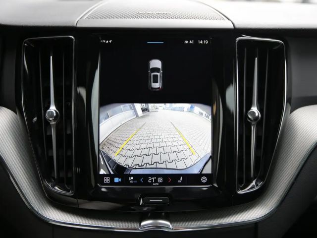 Volvo XC60 AWD Plus T8