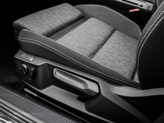 Volkswagen Passat 2.0 TDI Business DSG Variant