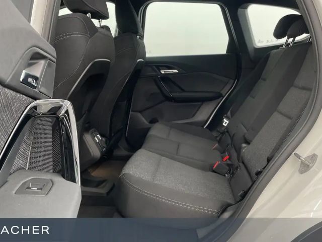 BMW X1 IX1 XDRIVE30 LCPro HUD 360° SHZ PDC KomftZ 19"LM