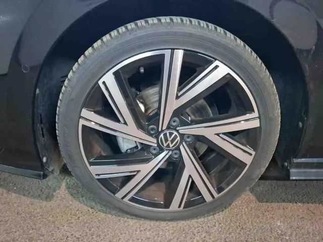 Volkswagen Golf 1.5 eTSI DSG R-Line Style