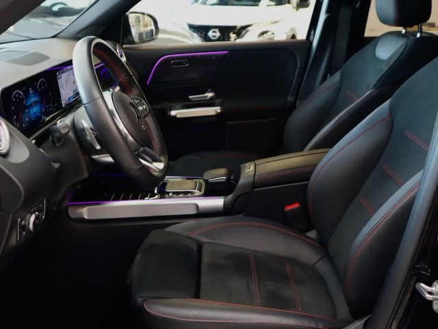 Mercedes-Benz GLB 220 AMG Line GLB 220 d