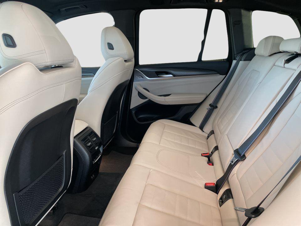 BMW X3 xDrive30i