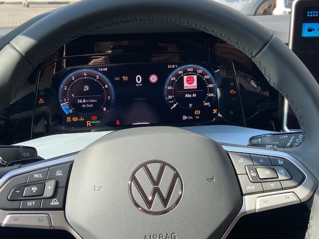 Volkswagen Golf Life