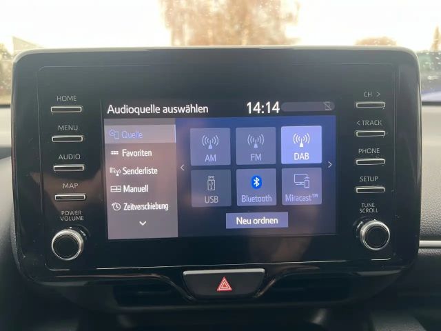 Toyota Yaris Hatchback Hybride Team D