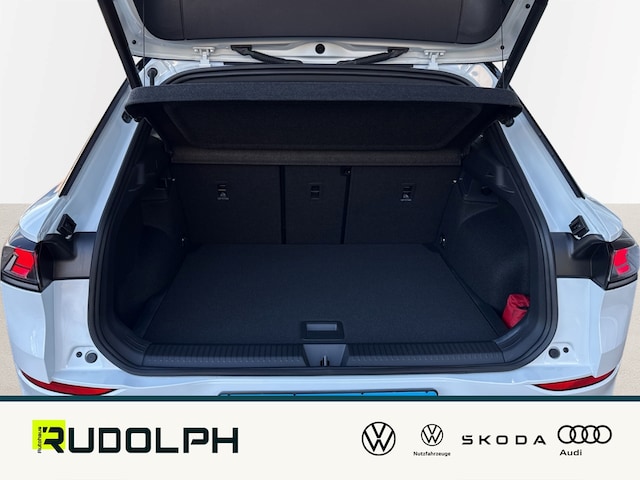 Volkswagen T-Roc 1.5 eTSI DSG R-Line