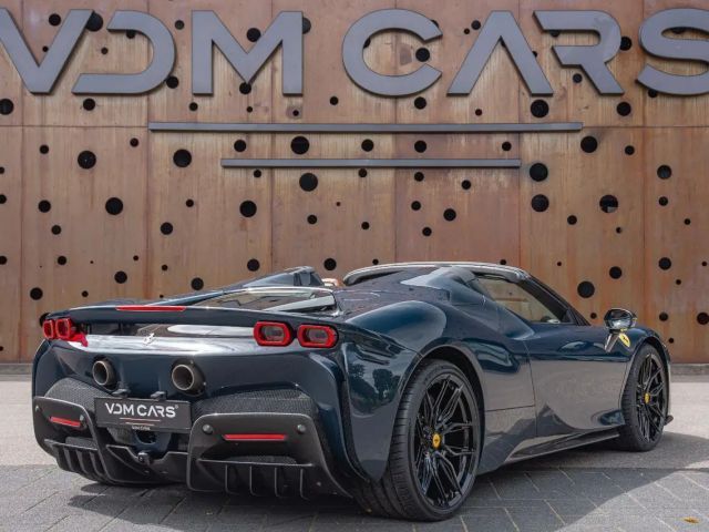 Ferrari SF90 Spider