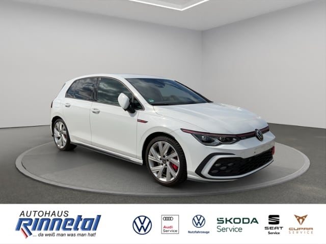 Volkswagen Golf 2.0 TSI Golf VIII