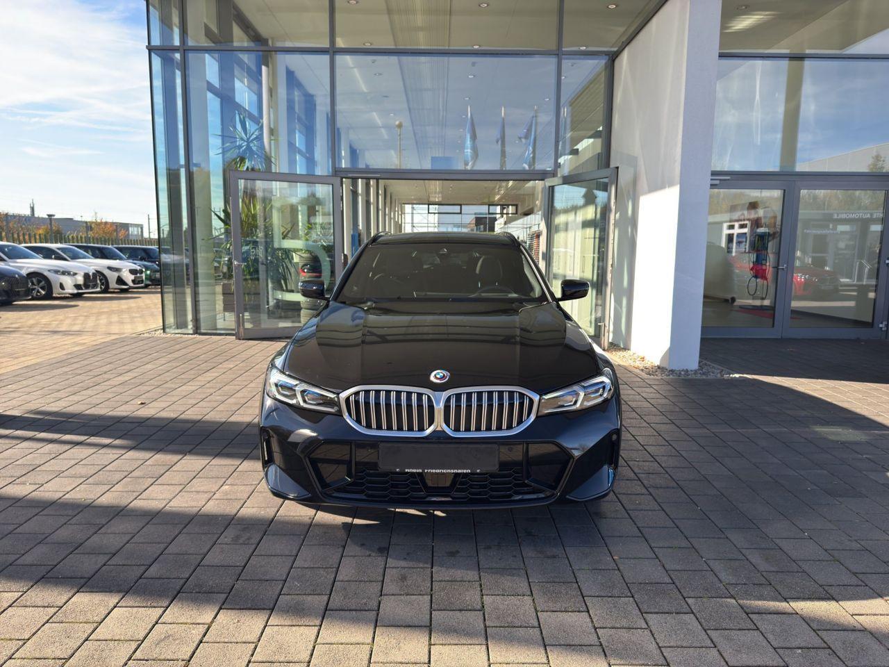 BMW 330 330e xDrive