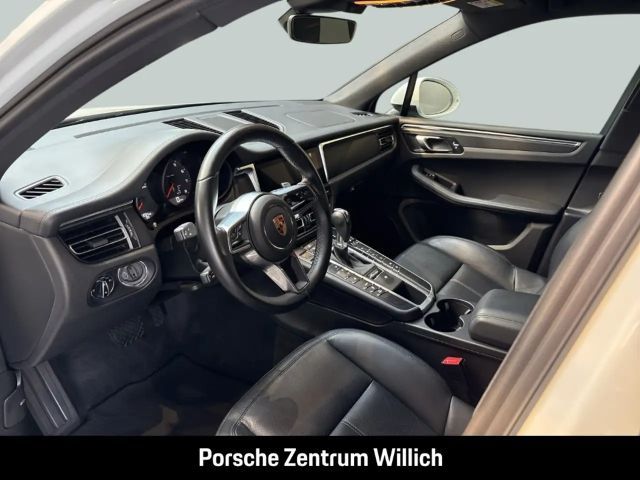 Porsche Macan 21-Zoll Rückfahrkamera Lederpaket LED