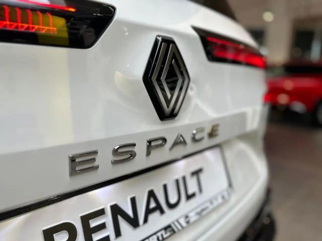 Renault Espace E-Tech Hybrid Iconic