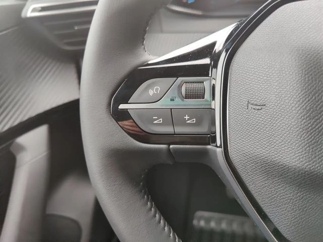 Peugeot E-2008 Allure Pack