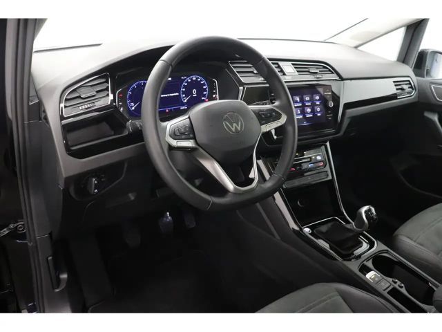 Volkswagen Touran 1.5 TSI Highline