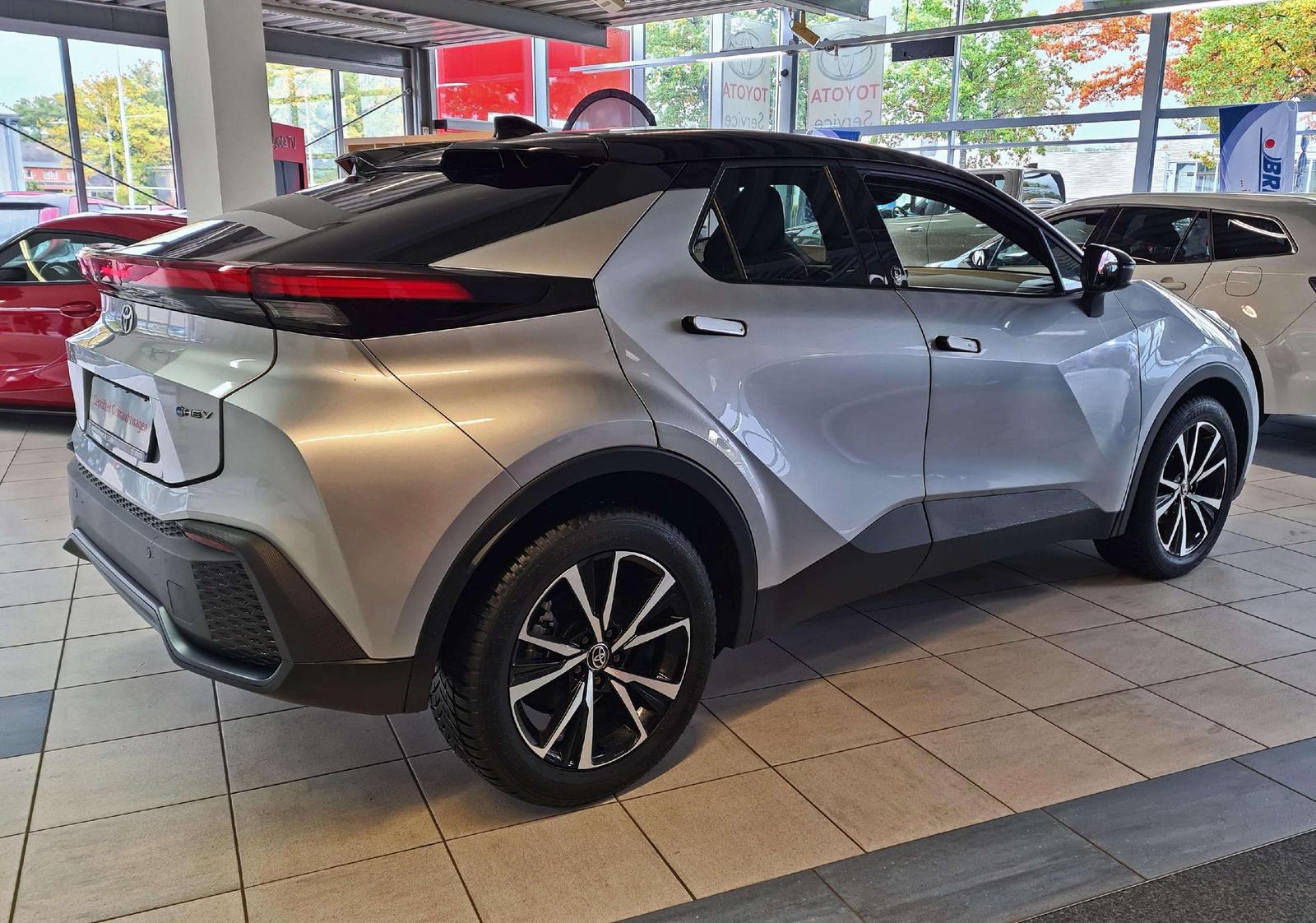 Toyota C-HR Hybride Team D